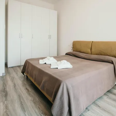 Apartmán Al 13 - Lakeside Leisure & Business *