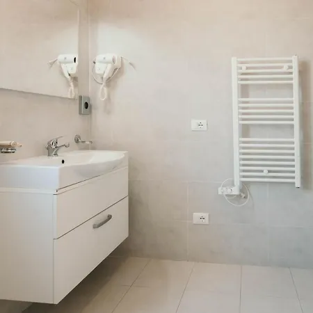 Apartmán Al 13 - Lakeside Leisure & Business Stresa